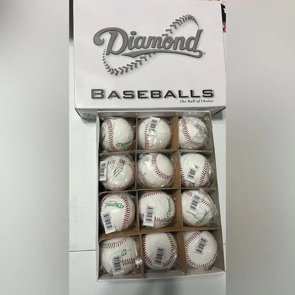 One dozen Diamond Sports Baseballs model DOL-DB1 - Picture 2 of 3